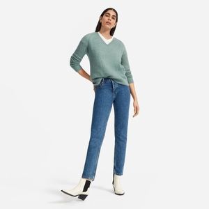 Everlane The Alpaca V-Neck Sweater in Pomona Green